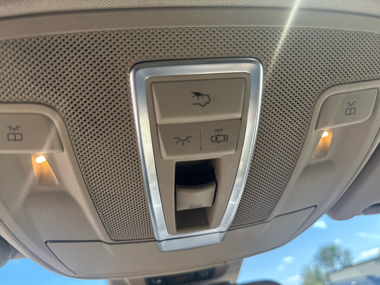 Used 2014 Mercedes-Benz ML 350 BlueTEC 4MATIC image 30