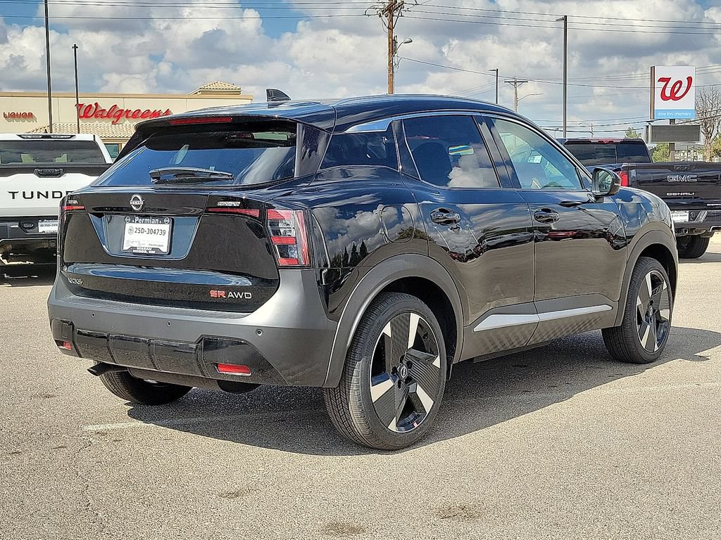 New 2025 Nissan Kicks SR w/ SR Premium Package AWD/4WD image 13