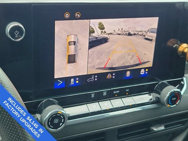Used 2023 Chevrolet Colorado Trail Boss w/ Technology Package AWD/4WD image 31