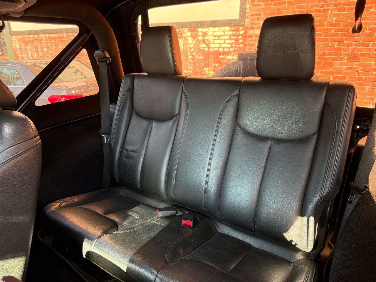 Used 2013 Jeep Wrangler Rubicon AWD/4WD image 7