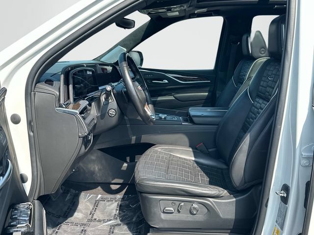Certified 2023 Cadillac Escalade Sport Platinum AWD/4WD image 16