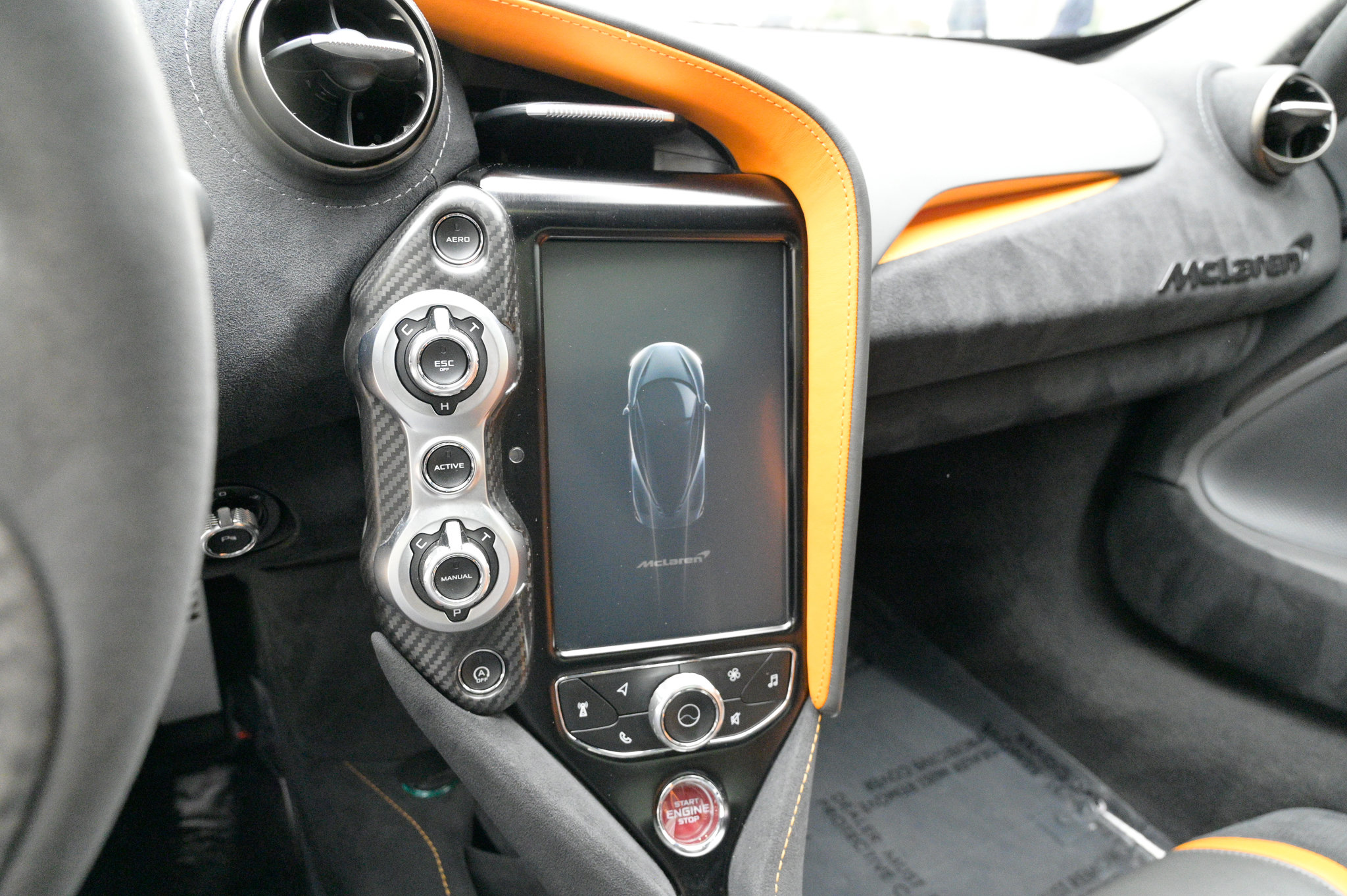 Used 2020 McLaren 720S Performance image 28