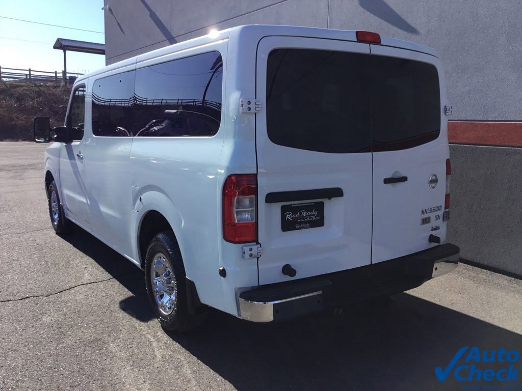 Used 2015 Nissan NV 3500 SV w/ Technology Package image 7