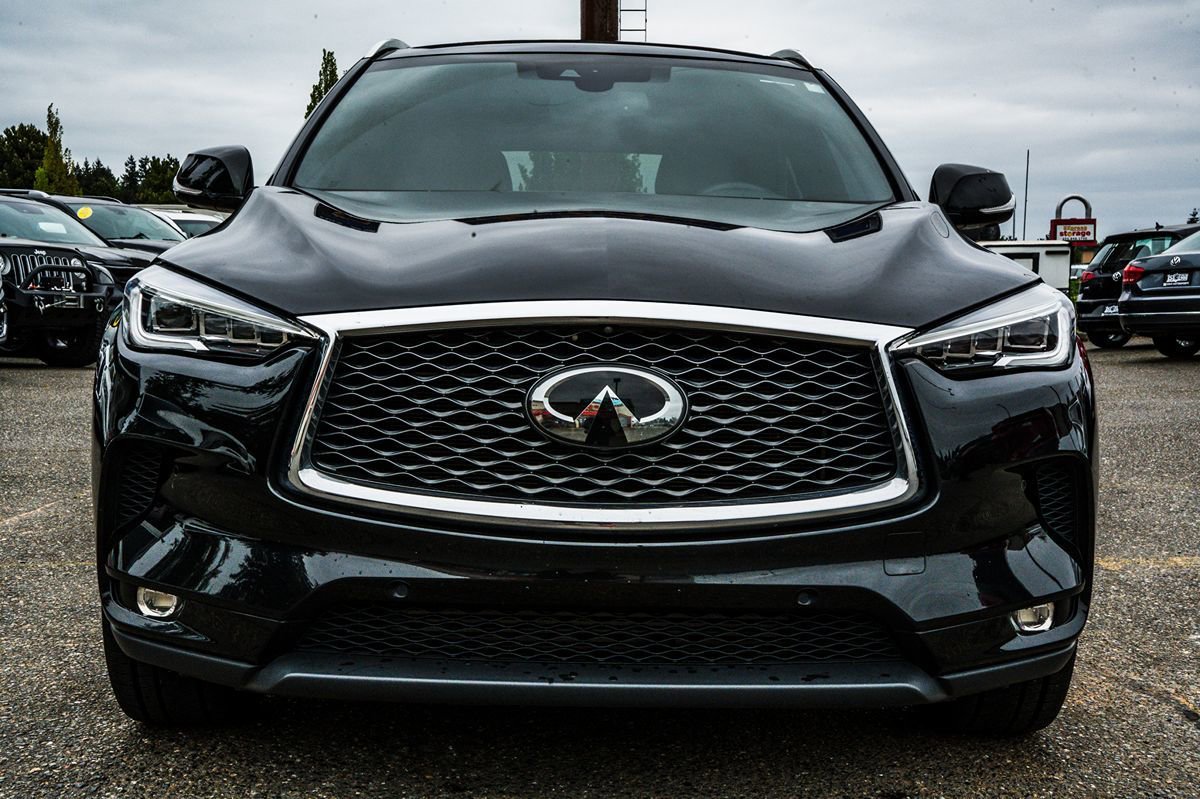 Used 2019 INFINITI QX50 Essential w/ Sensory Package AWD/4WD image 5