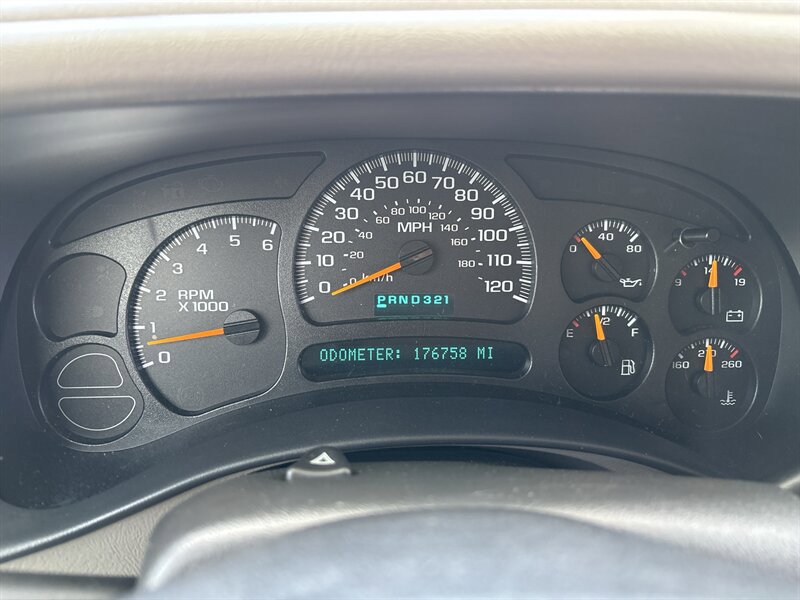 Used 2005 GMC Sierra 2500 SLE w/ Skid Plate Package AWD/4WD image 45