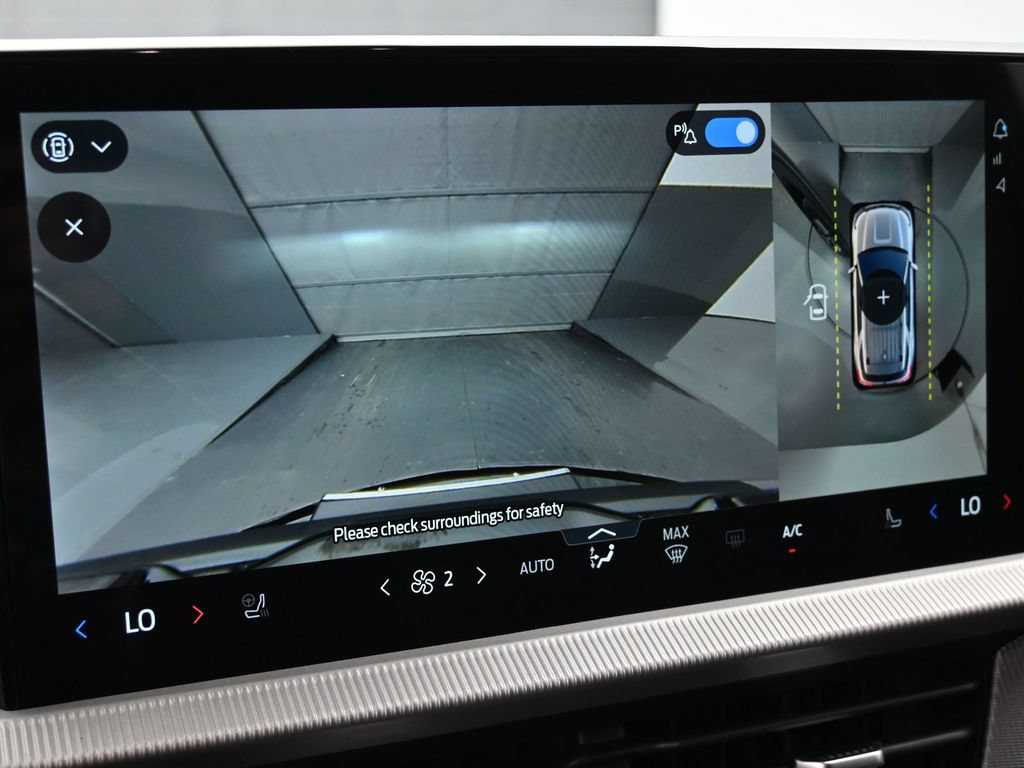 New 2026 Ford Explorer ST-Line w/ ST-Line Street Pack RWD image 15