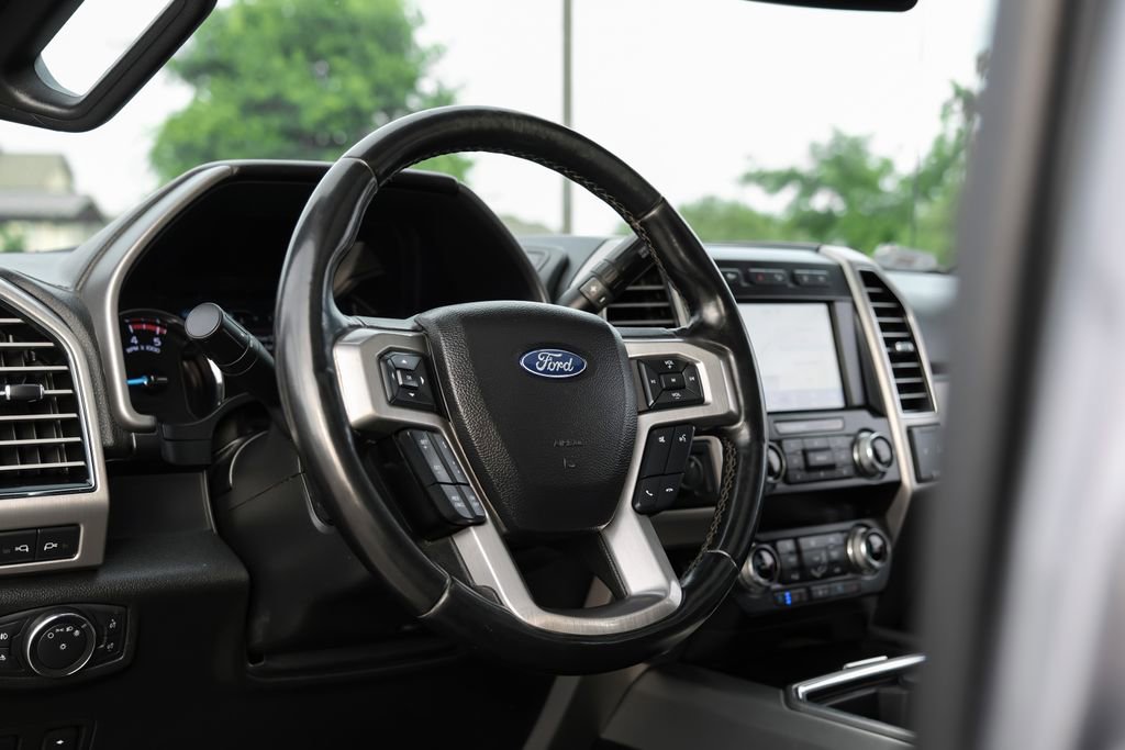 Used 2021 Ford F250 Platinum w/ FX4 Off-Road Package image 13