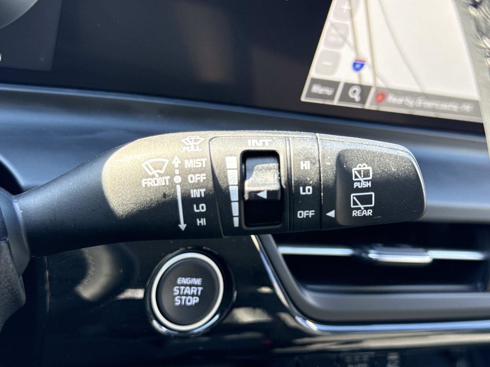 Used 2024 Kia Seltos S image 11