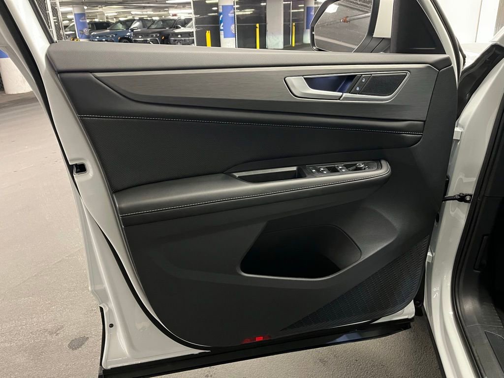 New 2026 Volkswagen Atlas Cross Sport SE AWD/4WD image 18