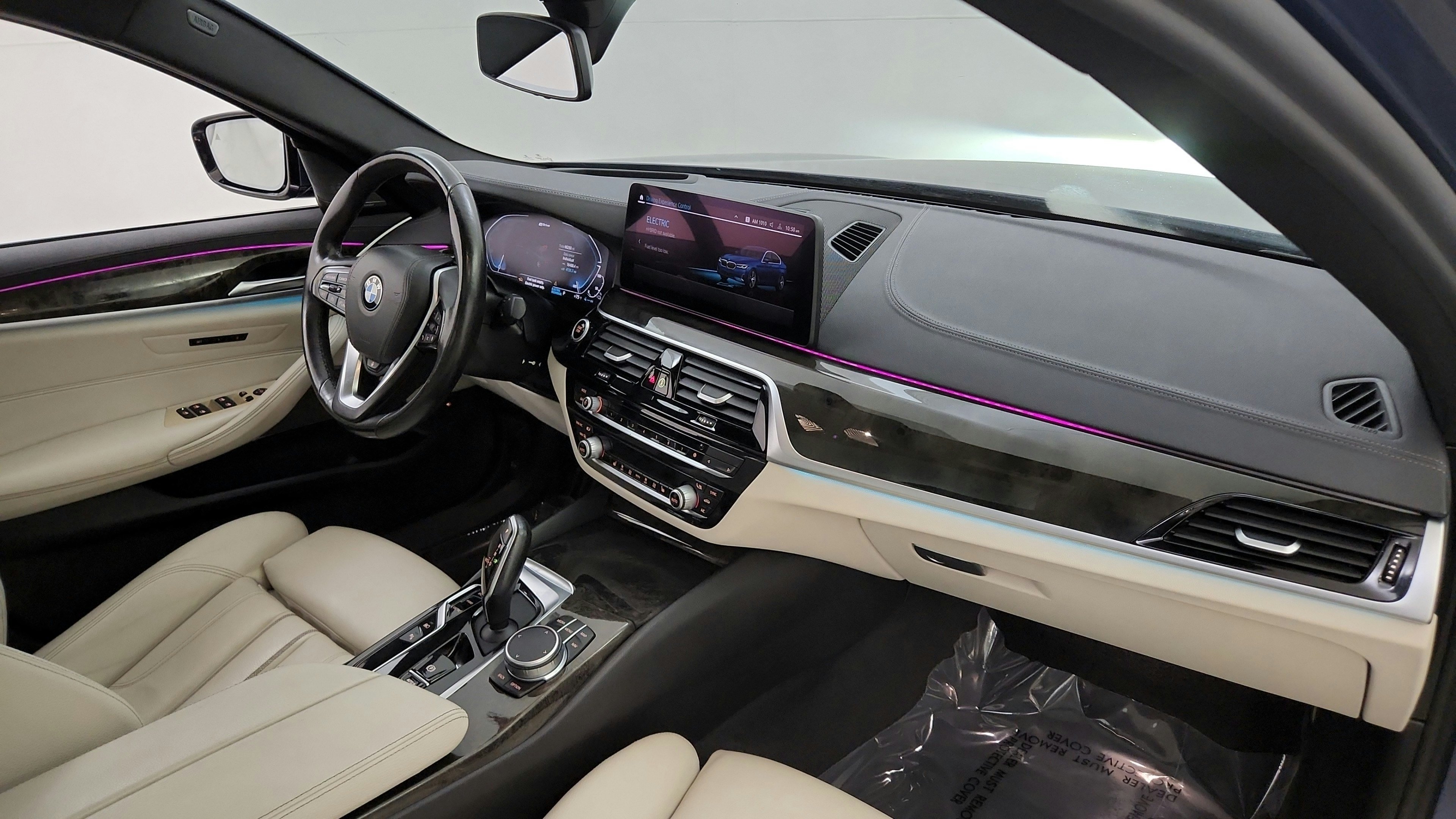Used 2021 BMW 530e xDrive w/ Premium Package AWD/4WD image 34