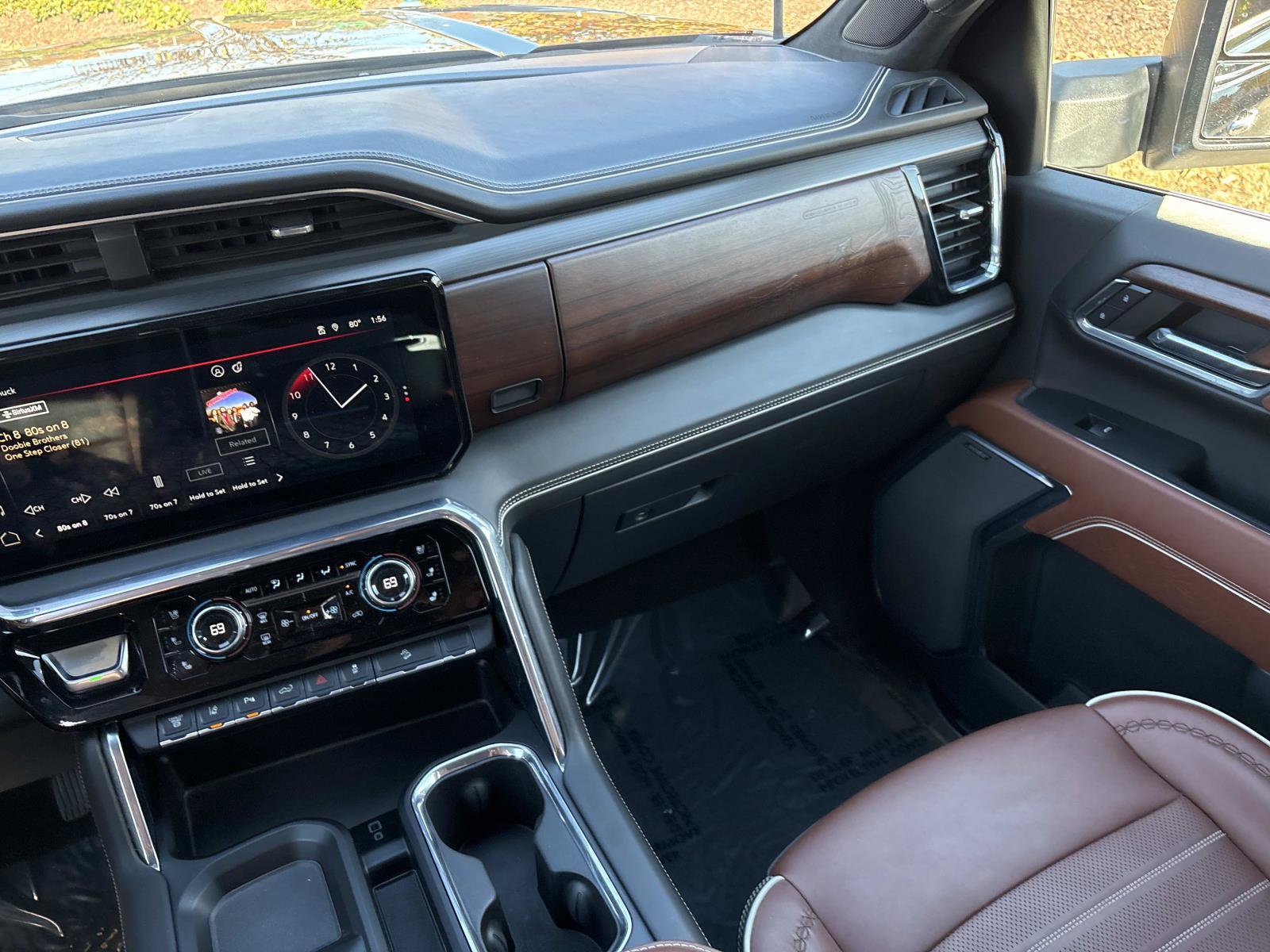 Certified 2024 GMC Sierra 2500 Denali Ultimate image 28