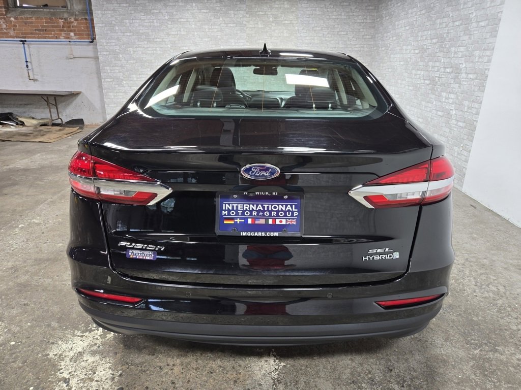 Used 2019 Ford Fusion SEL image 47