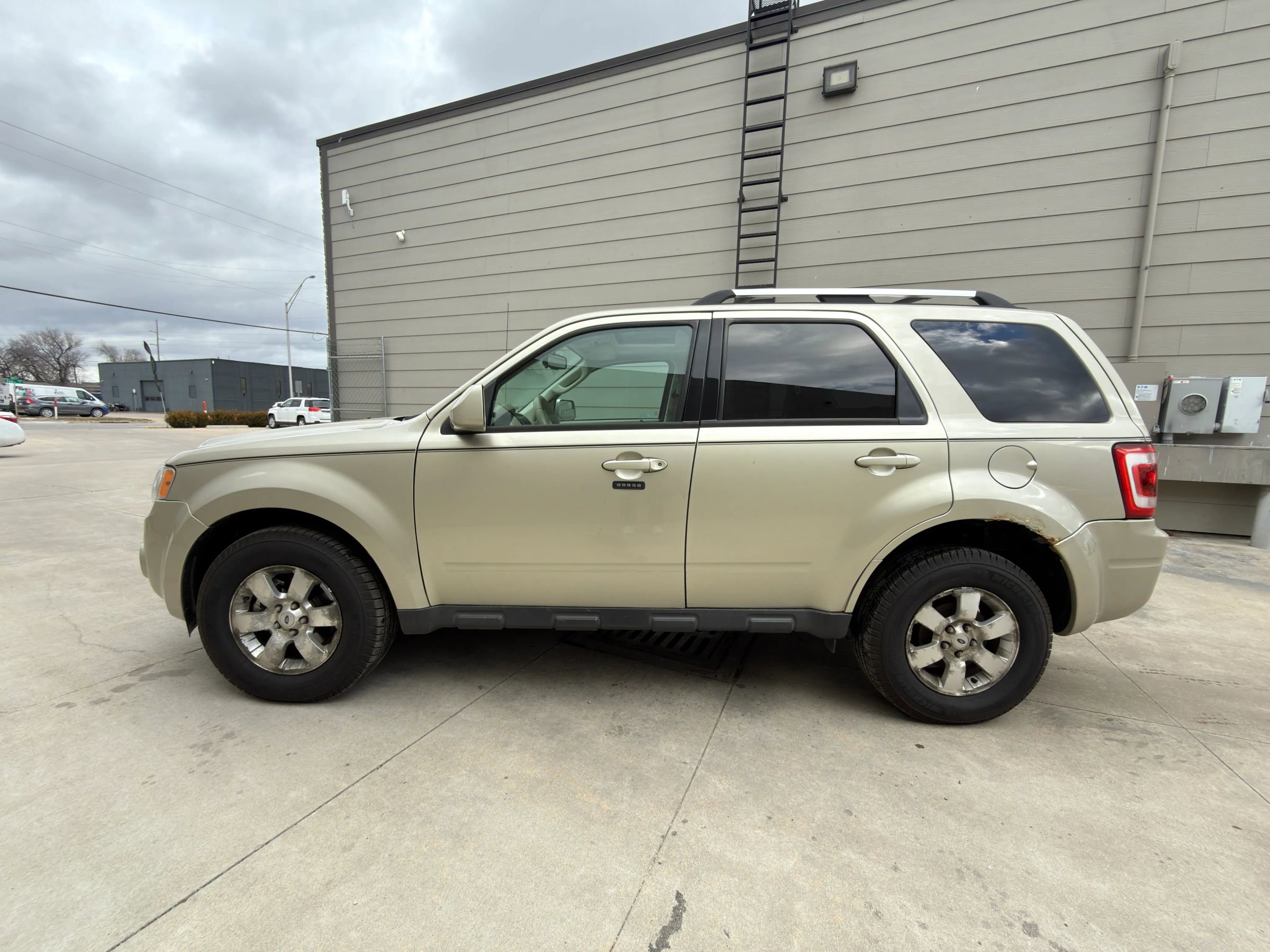 Used 2012 Ford Escape Limited AWD/4WD image 6