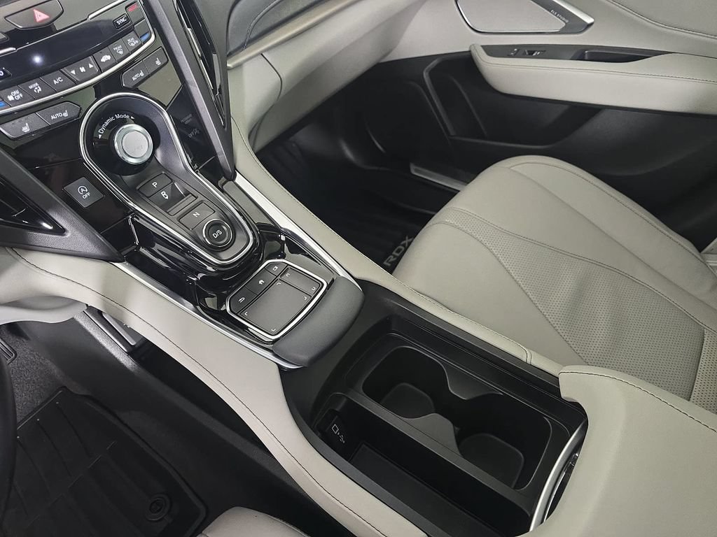 Used 2020 Acura RDX w/ Technology Package AWD/4WD image 12