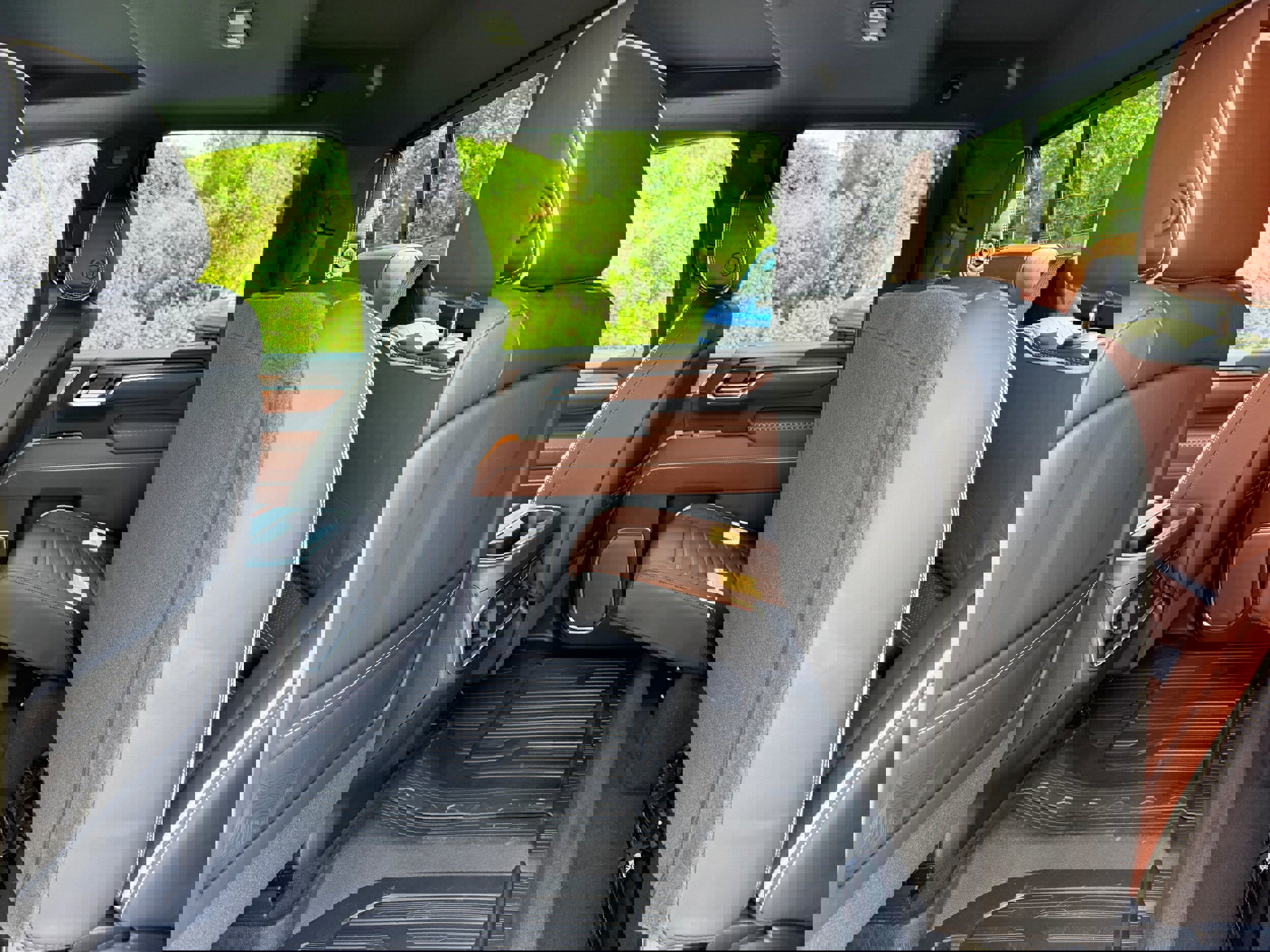 New 2026 GMC Sierra 2500 Denali Ultimate w/ Max Trailering Package image 11