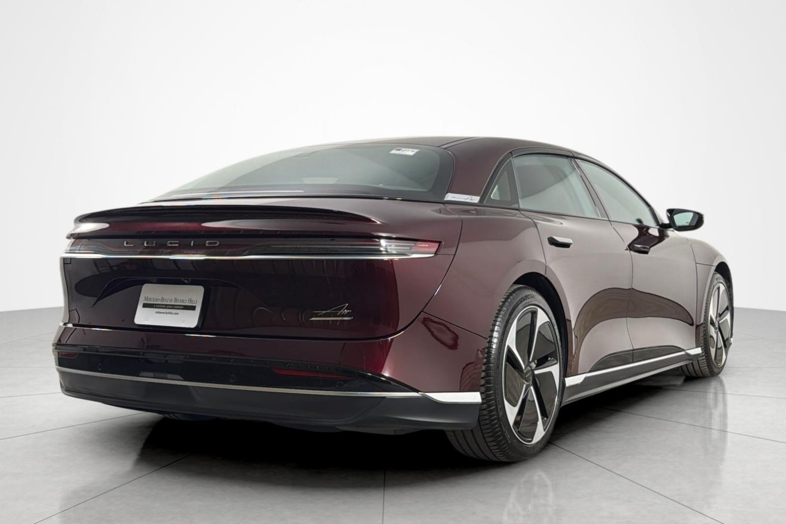 Used 2024 Lucid Air Touring AWD/4WD image 5