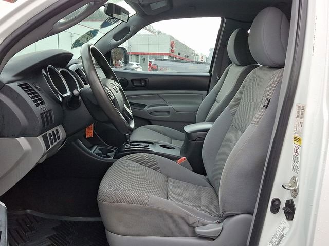 Used 2015 Toyota Tacoma 4x4 Access Cab V6 image 15