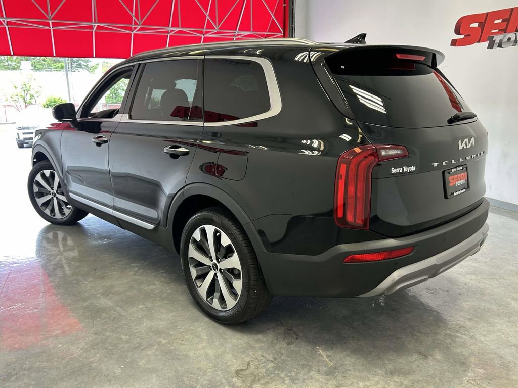 Used 2022 Kia Telluride S FWD image 5