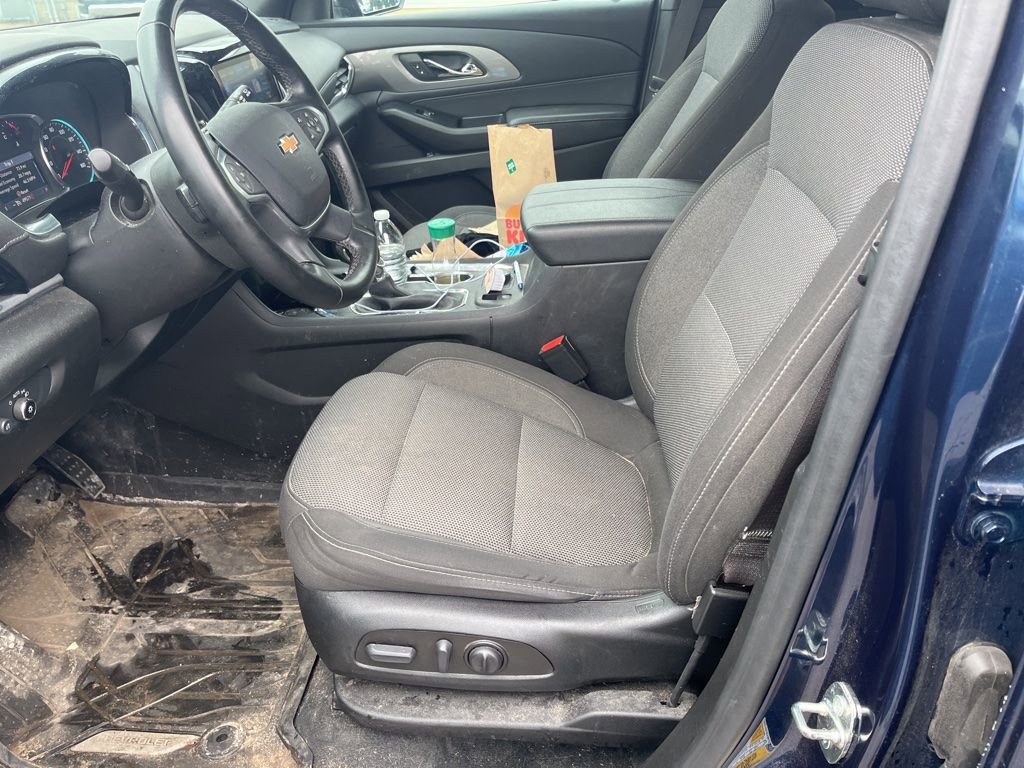 Used 2023 Chevrolet Traverse LT w/ LPO, Floor Liner Package AWD/4WD image 13