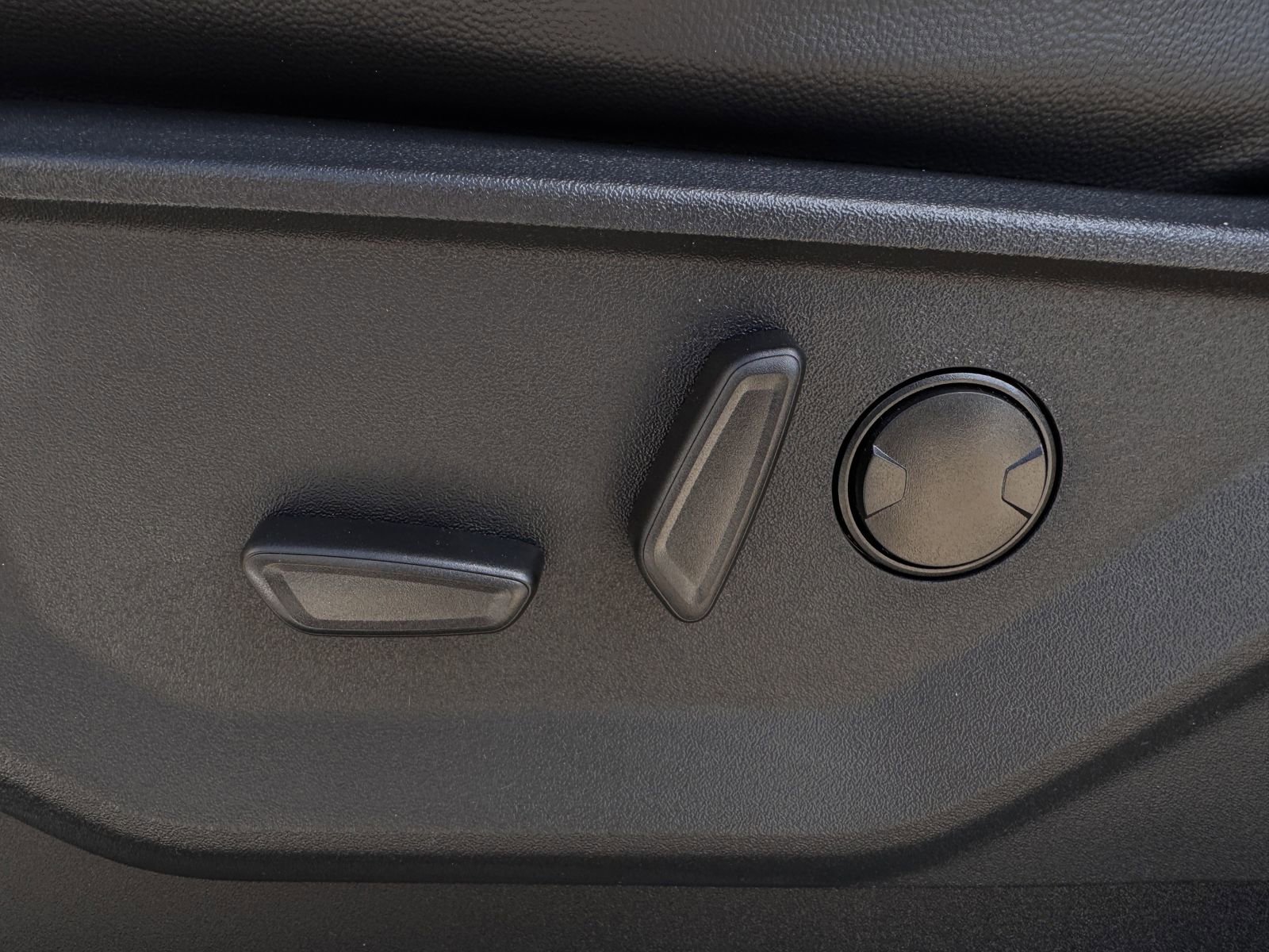 New 2026 Ford F250 Lariat image 25