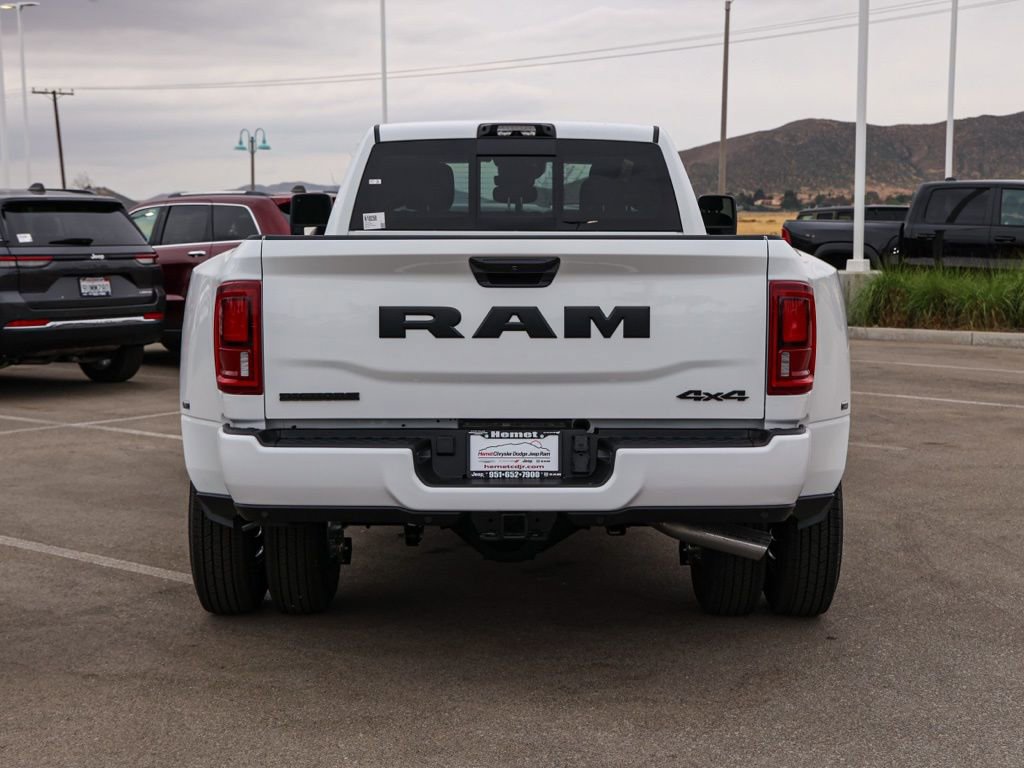 New 2026 RAM 3500 Big Horn AWD/4WD image 5