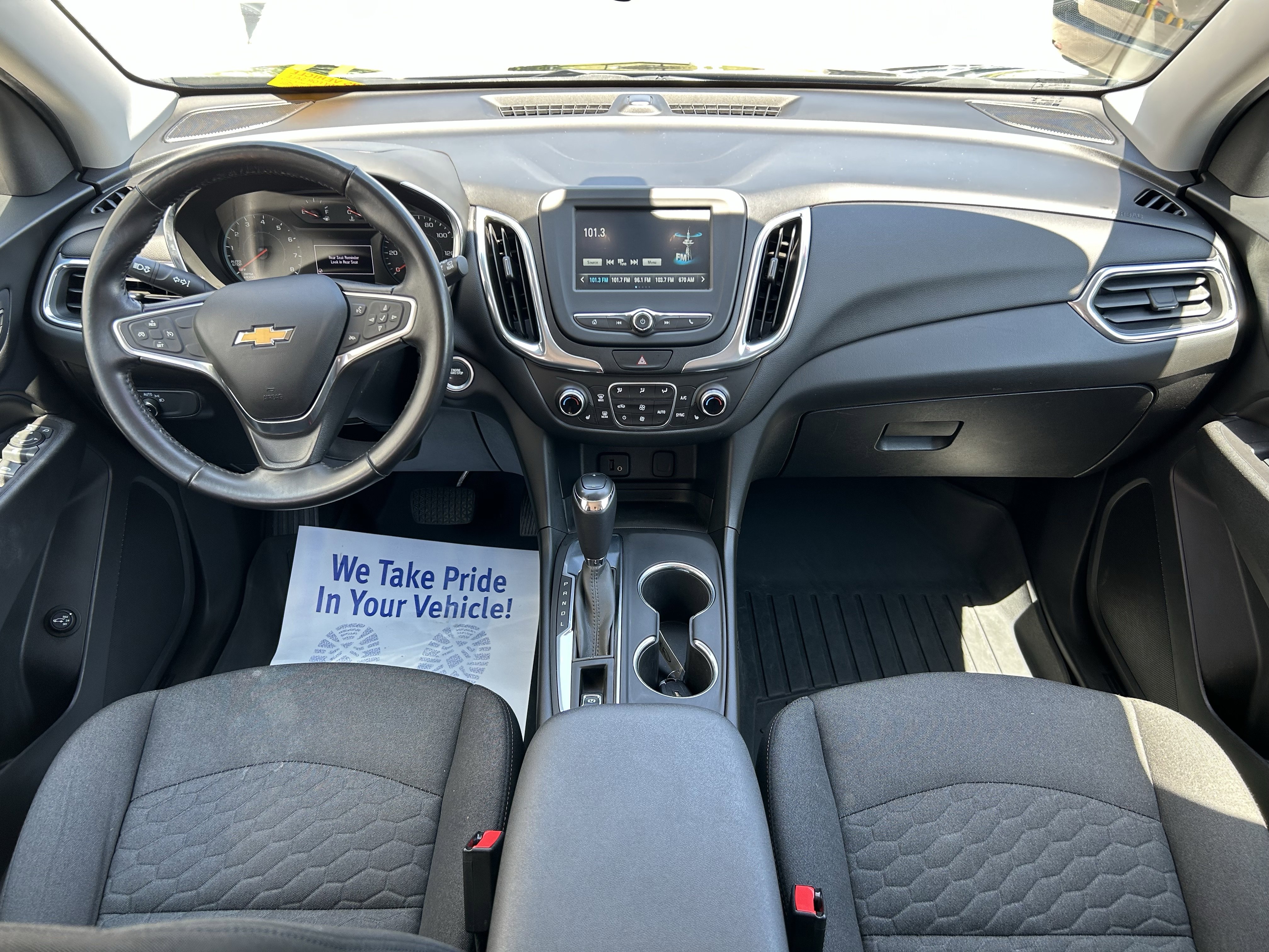 Used 2018 Chevrolet Equinox LT FWD image 19
