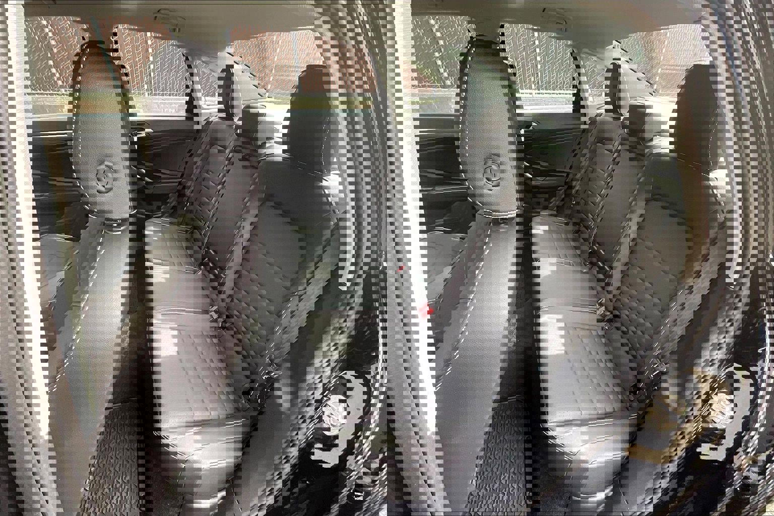 Certified 2024 Volkswagen Jetta SE w/ Panoramic Sunroof Package image 25