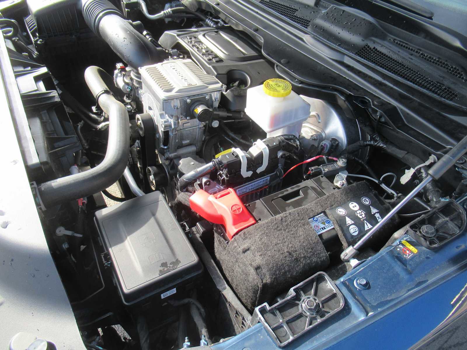 Used 2024 RAM 1500 Limited w/ Body Color Bumper Group image 13