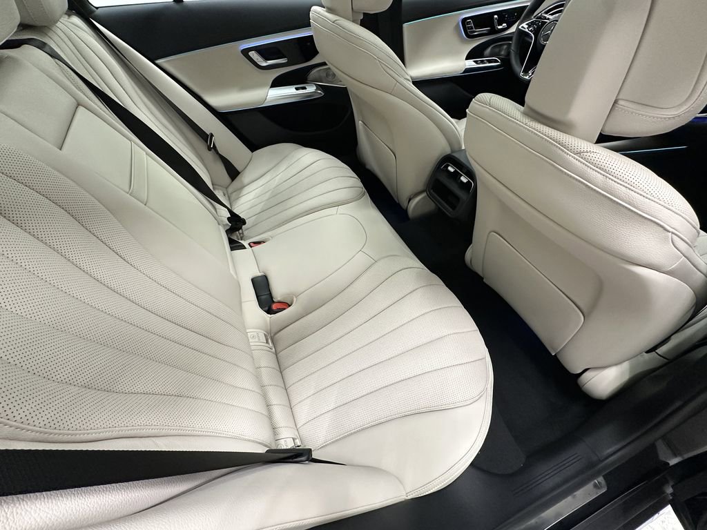 New 2026 Mercedes-Benz E 450 4MATIC All-Terrain Wagon image 18