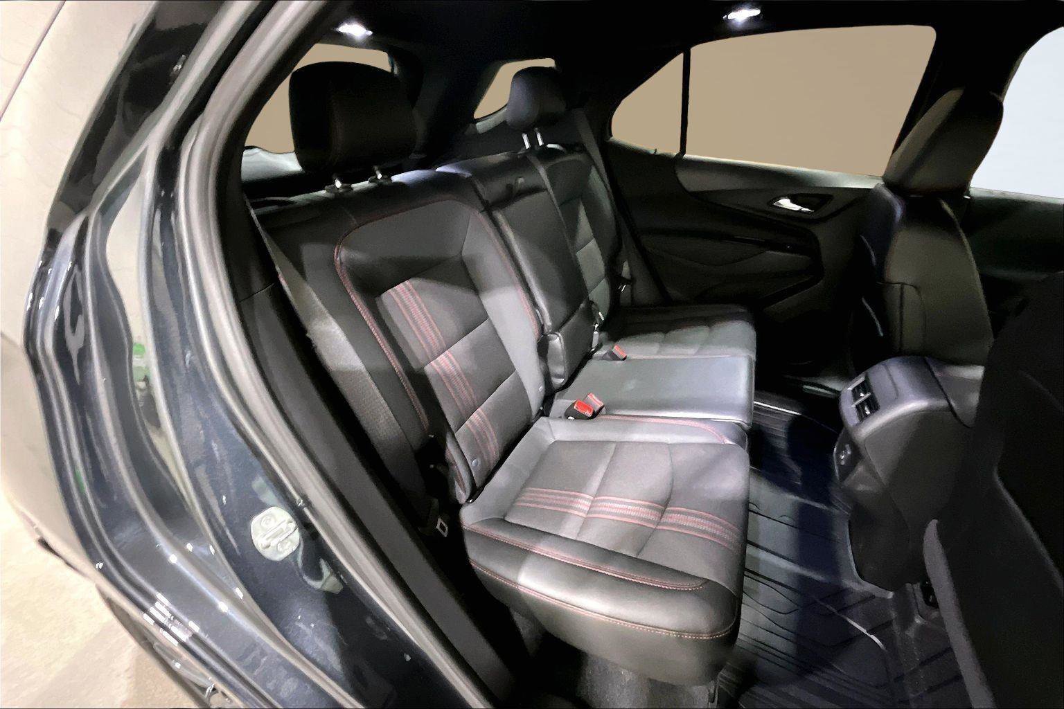 Used 2023 Chevrolet Equinox RS w/ LPO, Floor Liner Package image 28