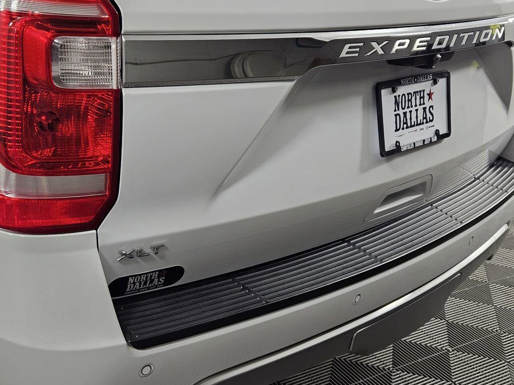 Used 2021 Ford Expedition XLT RWD image 6