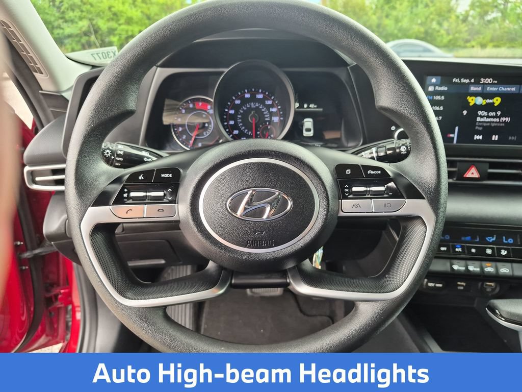 Used 2023 Hyundai Elantra SEL FWD image 16