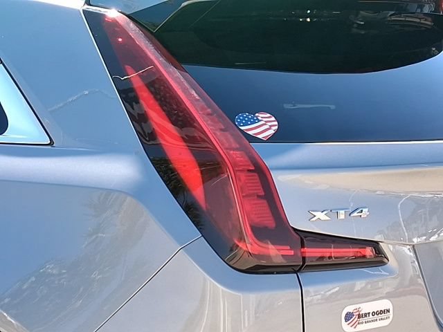 Used 2024 Cadillac XT4 Luxury w/ LPO, Floor Liner Package FWD image 8