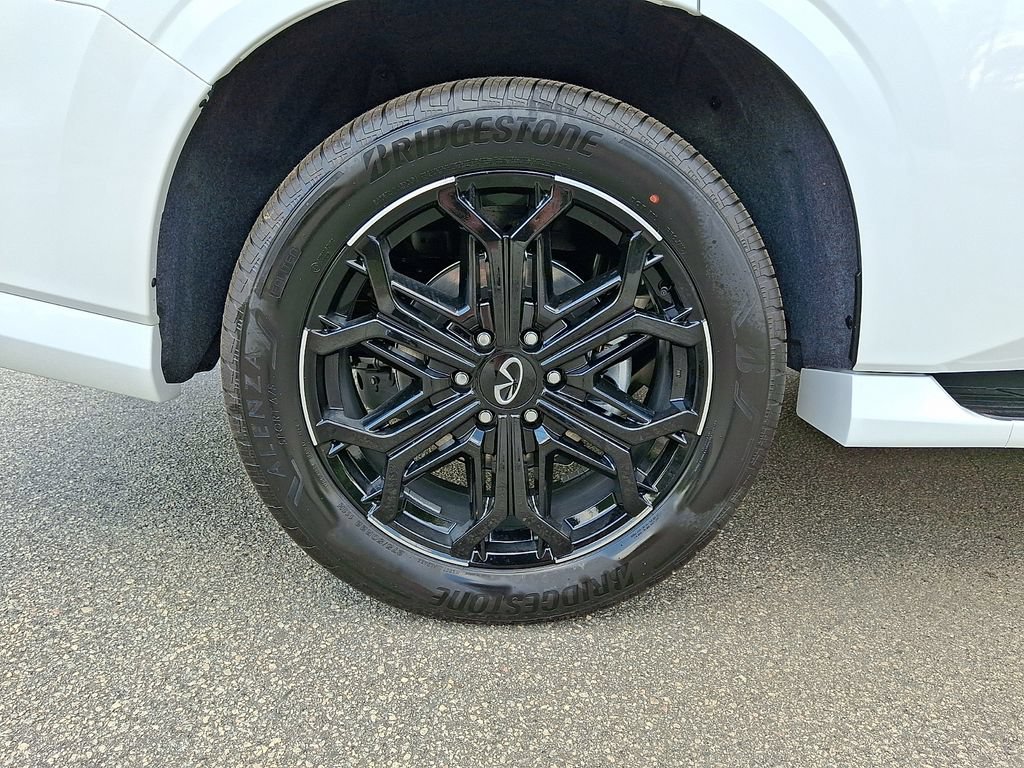 New 2027 INFINITI QX80 Sensory AWD/4WD image 5
