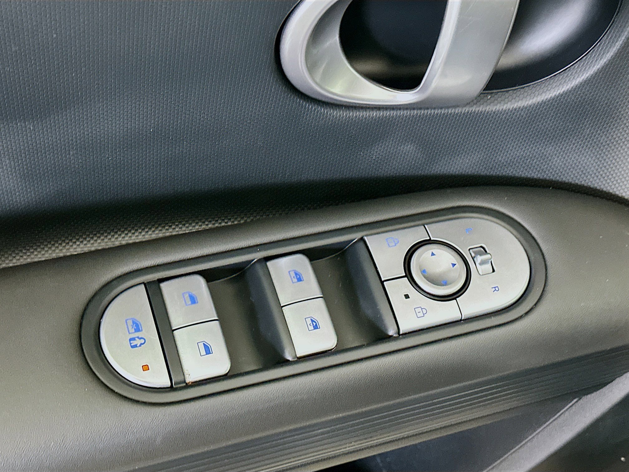 Used 2024 Hyundai Ioniq 5 SEL image 15