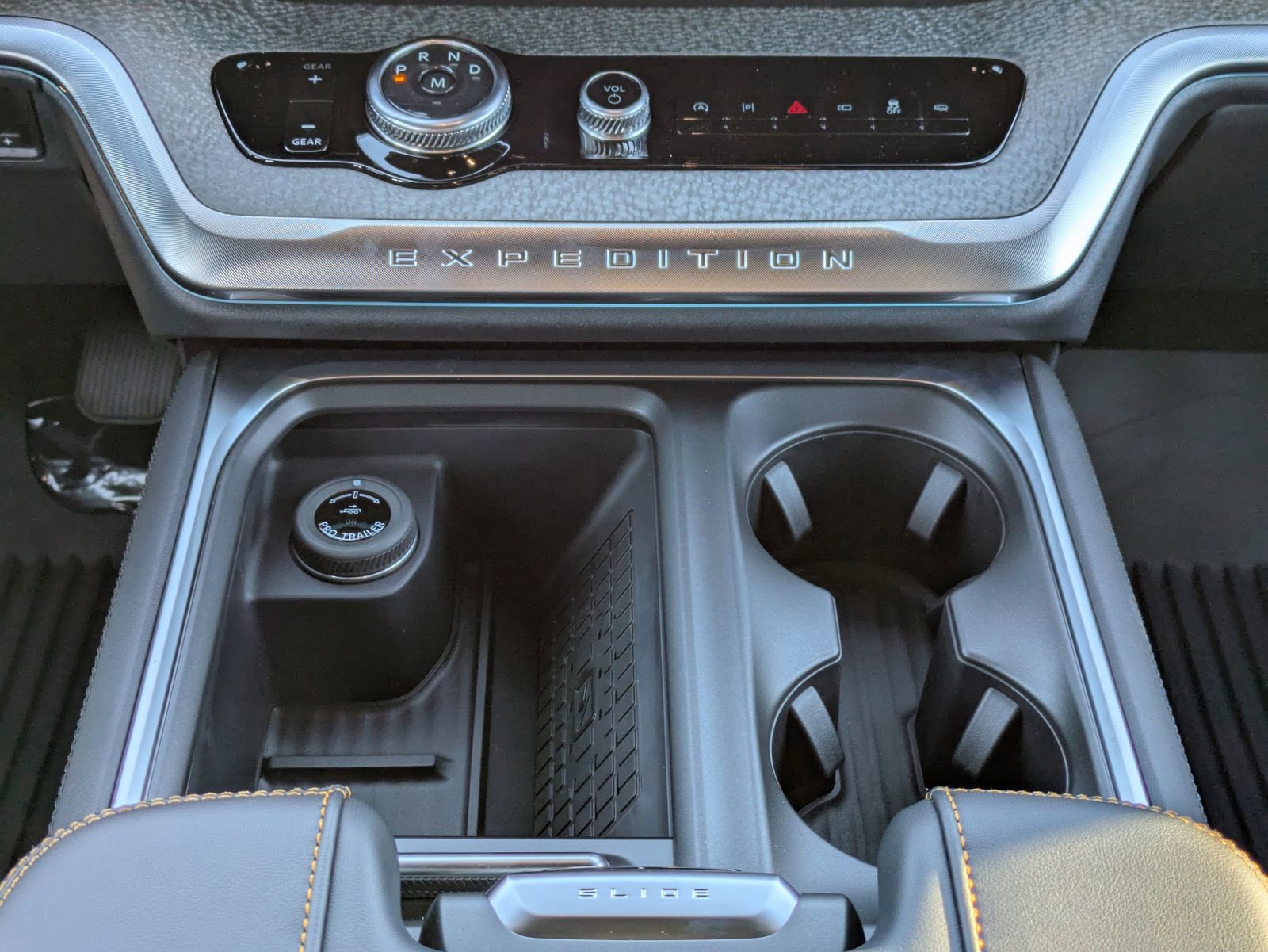 New 2025 Ford Expedition Tremor image 19