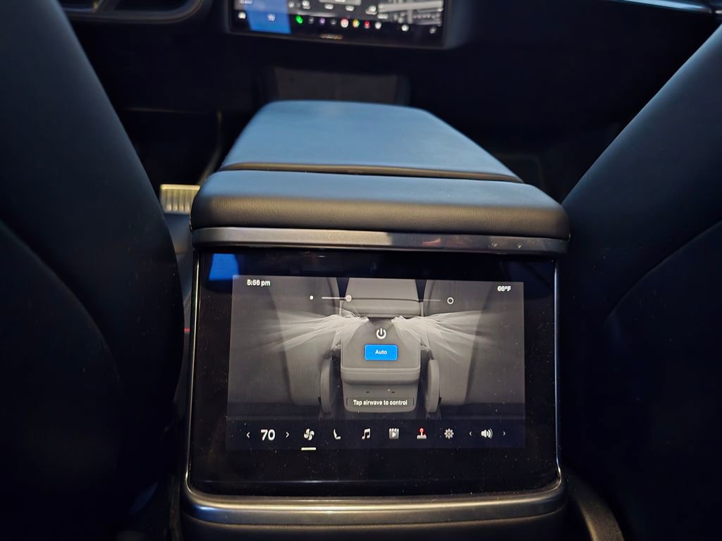 Used 2022 Tesla Model X Plaid image 43