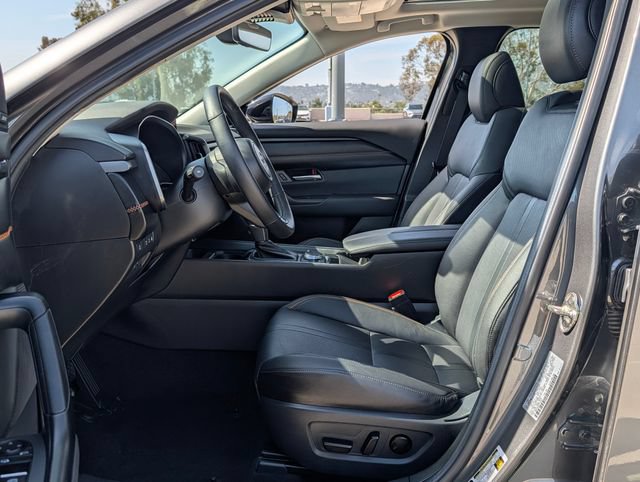 Certified 2026 MAZDA CX-50 2.5 Hybrid w/ Premium Plus Pkg AWD/4WD image 14