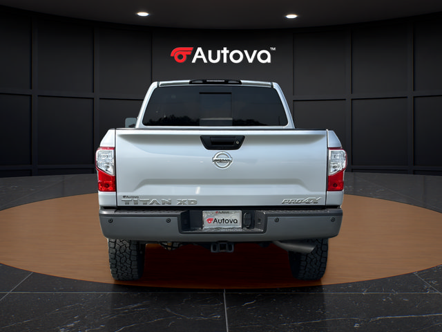 Used 2016 Nissan Titan PRO-4X AWD/4WD image 4