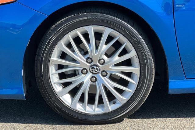 Certified 2019 Toyota Camry XLE w/ Sunroof Package FWD image 32
