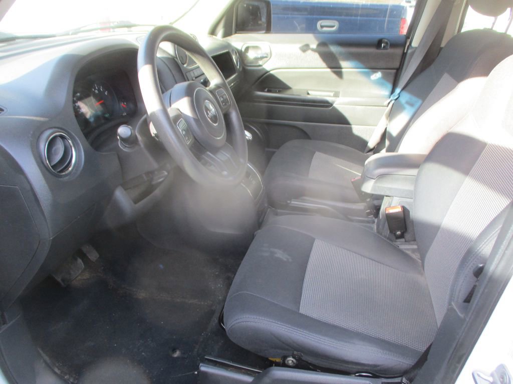 Used 2012 Jeep Patriot Sport w/ PWR Value Group FWD image 9