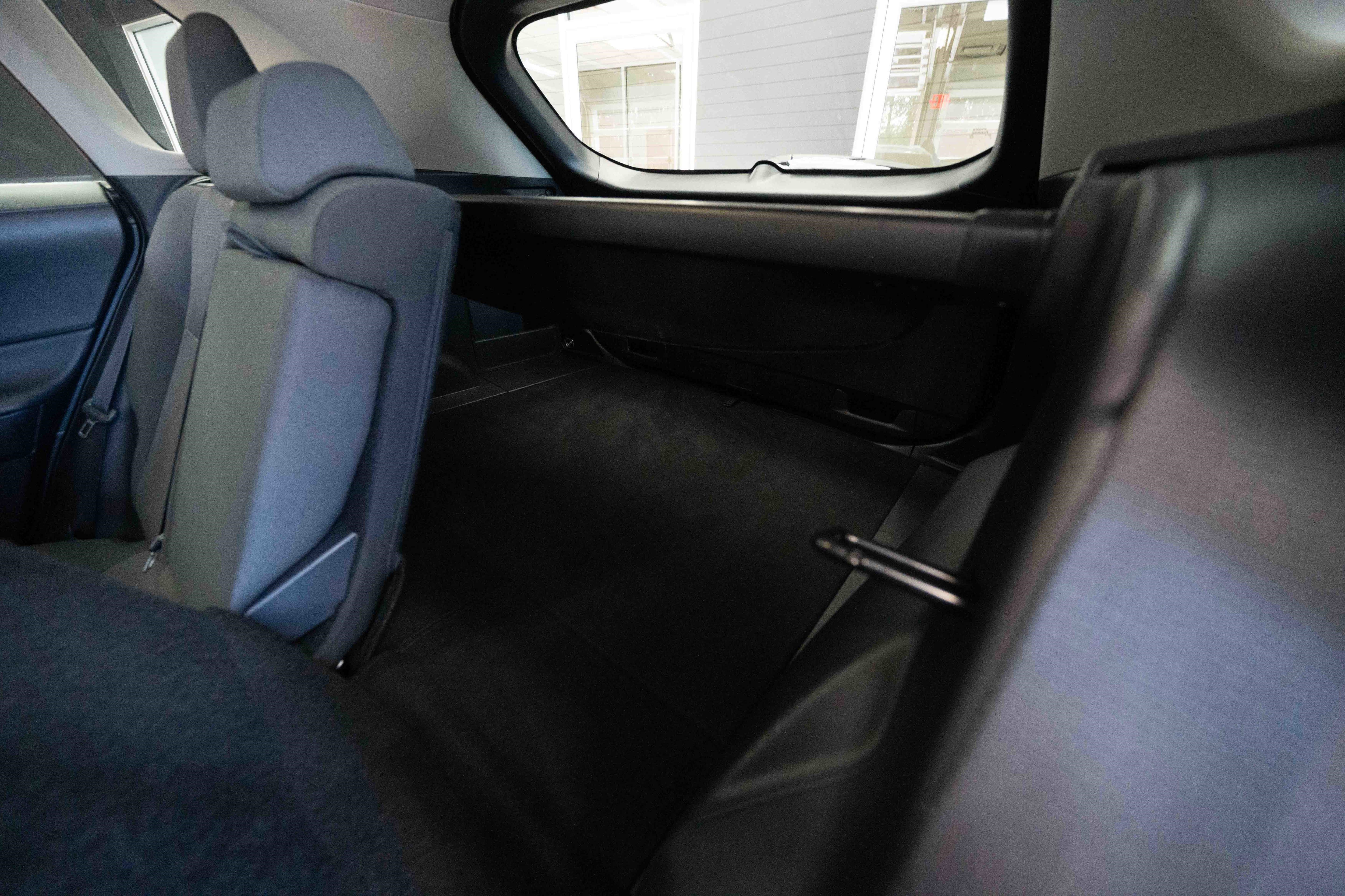 Used 2025 Toyota RAV4 XLE image 24