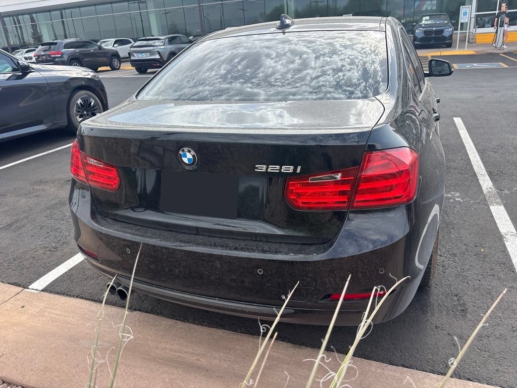 Used 2015 BMW 328i Sedan RWD image 4
