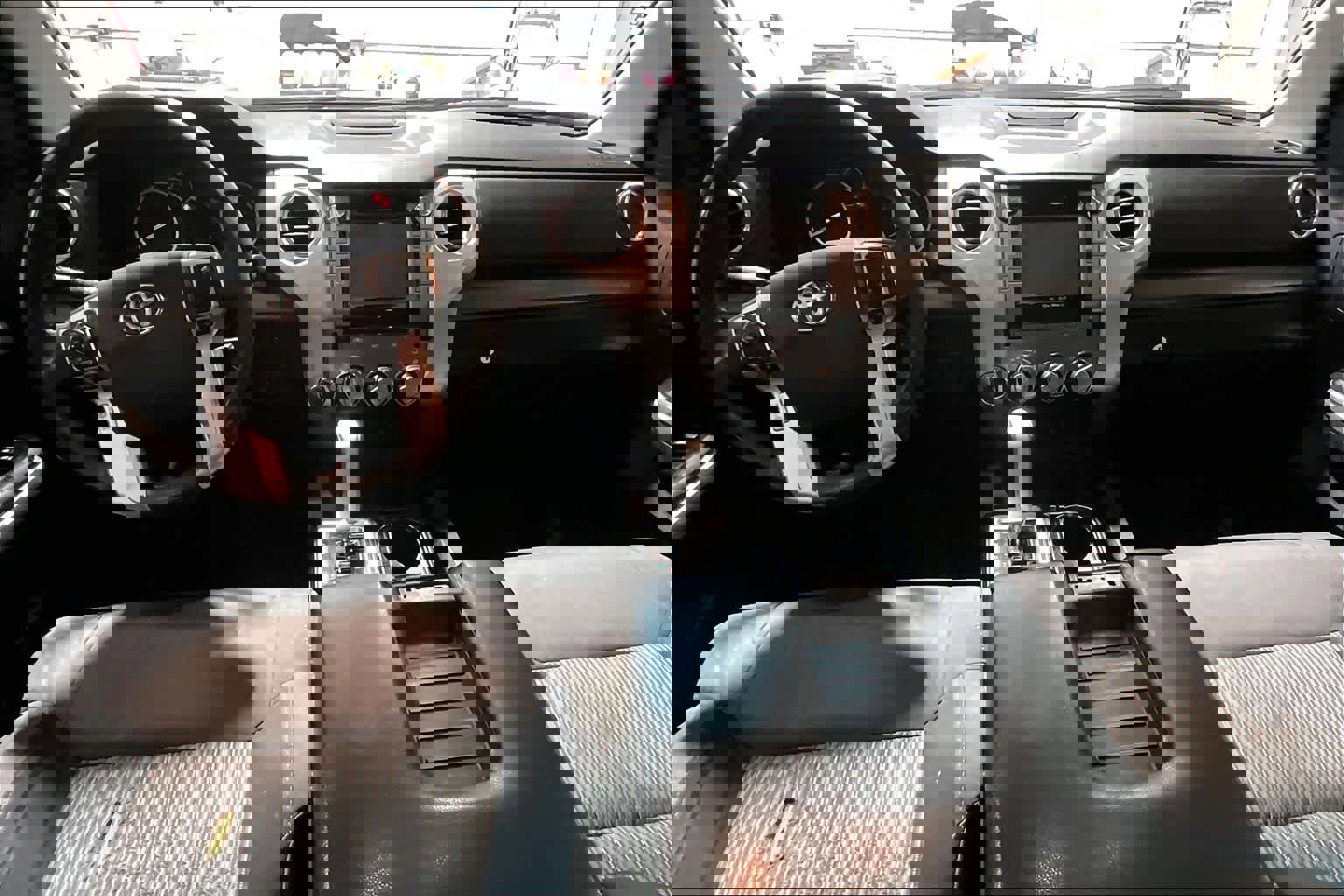 Used 2016 Toyota Tundra SR5 image 15