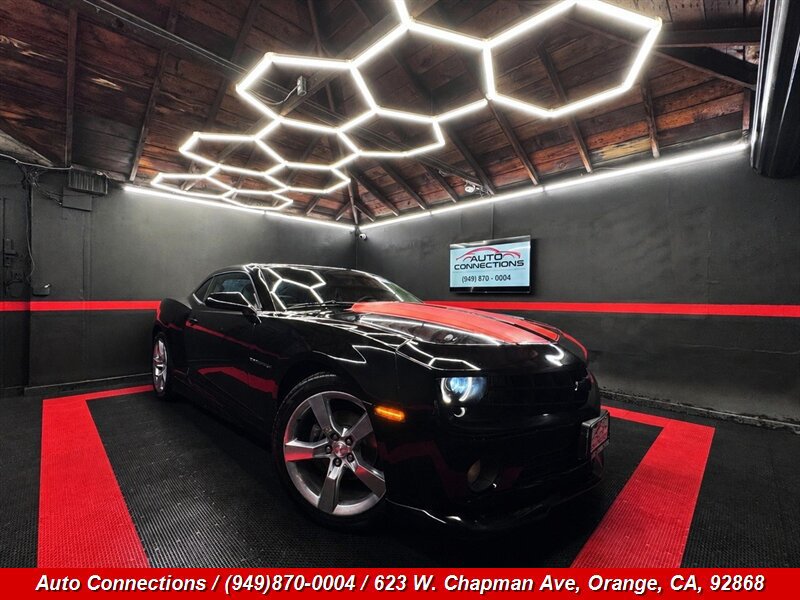 Used 2011 Chevrolet Camaro LT w/ LPO, Ground Effects Package RWD image 1