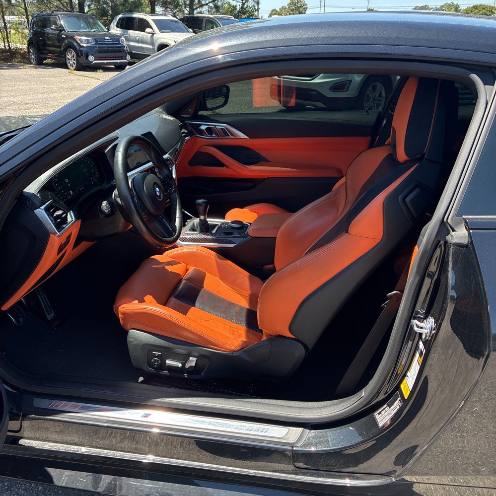 Used 2021 BMW M4 Coupe w/ Executive Package RWD image 3