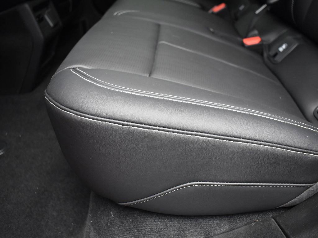 New 2026 Cadillac Optiq Sport 2 w/ LPO, Floor Liner Package image 27