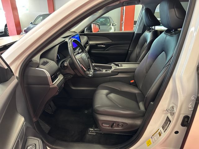 Certified 2024 Toyota Grand Highlander AWD image 10