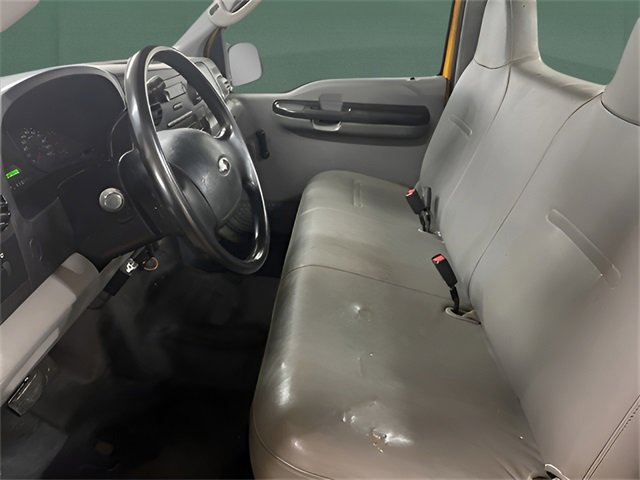 Used 2005 Ford F250 XL image 28