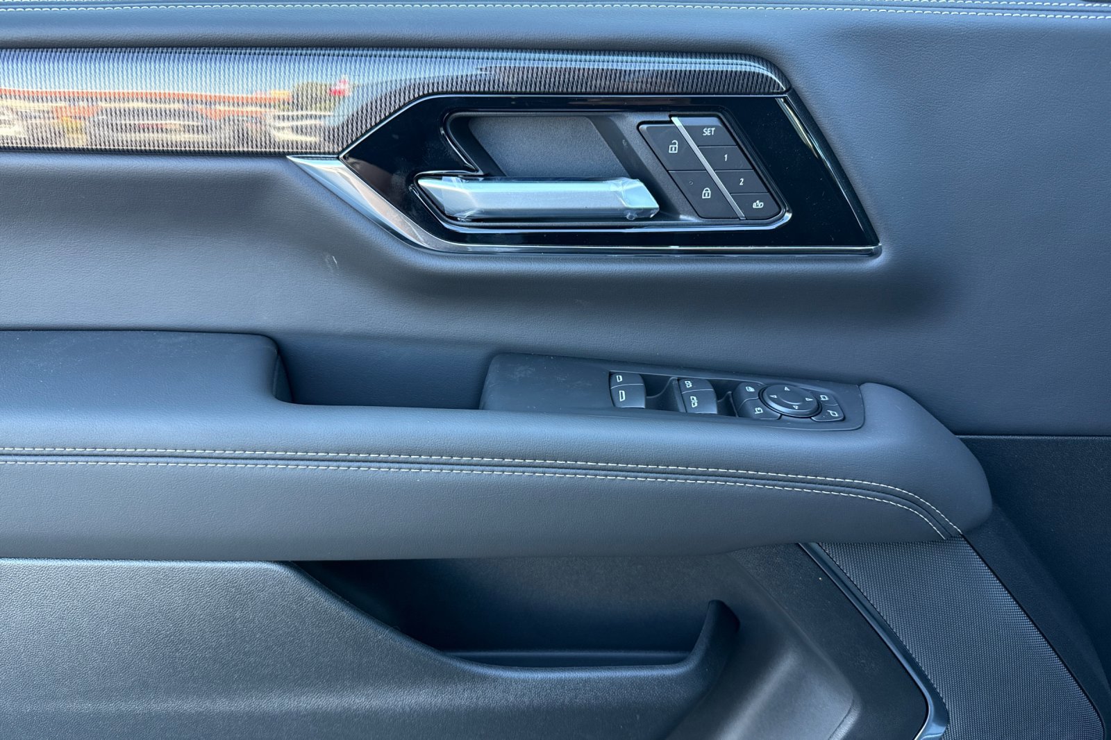 New 2026 GMC Yukon XL Elevation image 12